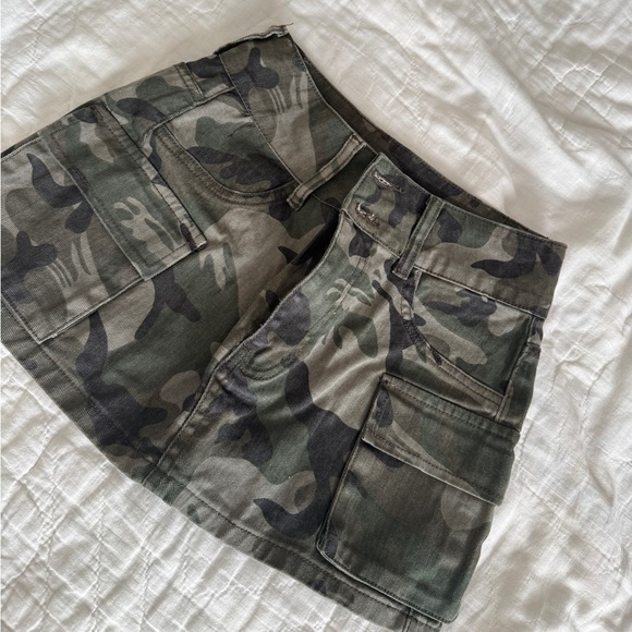 NWT SHEIN PETITE Summer Fashion Camouflage Slim Fit Multicolor / 2(Petite XS - Picture 6 of 16